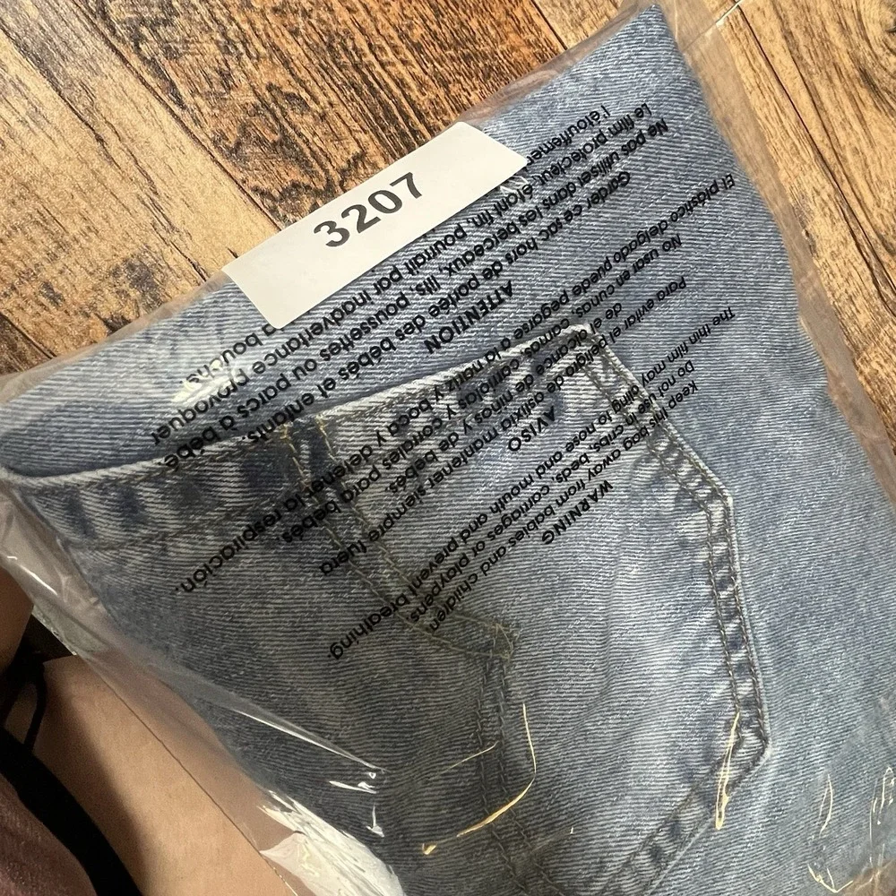 Levis good preowned